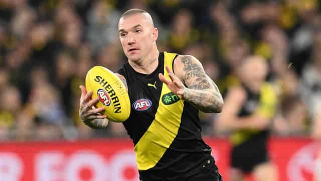 Suns 'crazy' not to ponder Dusty recruitment: Hardwick