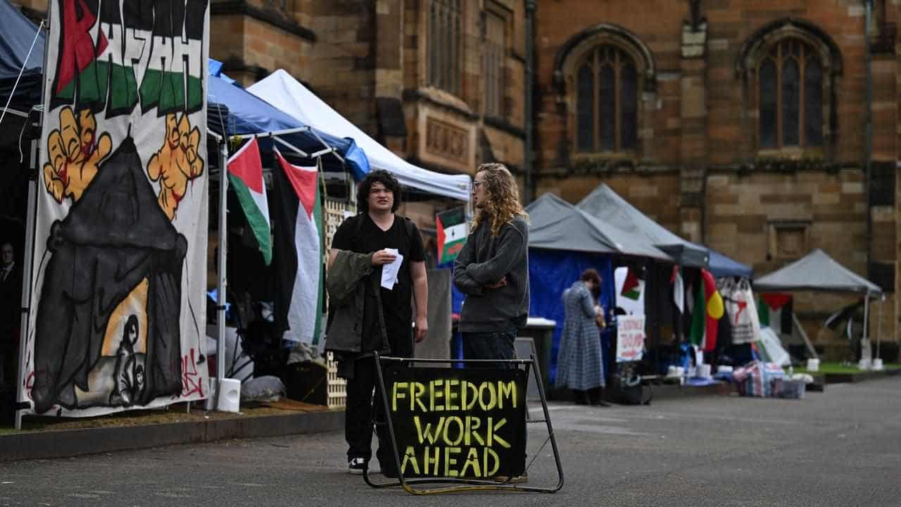 Sydney uni policy 'strangles' protest rights: students