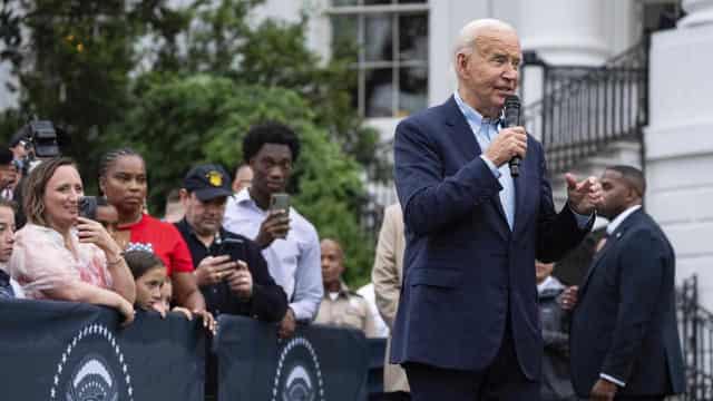 Struggling Biden faces big test with TV interview