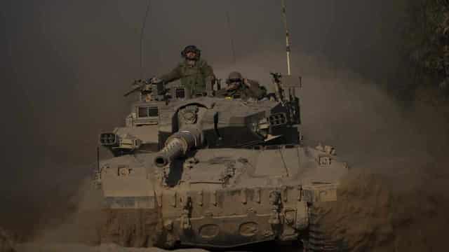 Israel steps up offensive in Gaza amid ceasefire bid