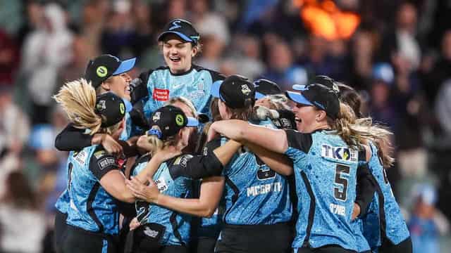 Big stadiums beckon for shorter WBBL in November