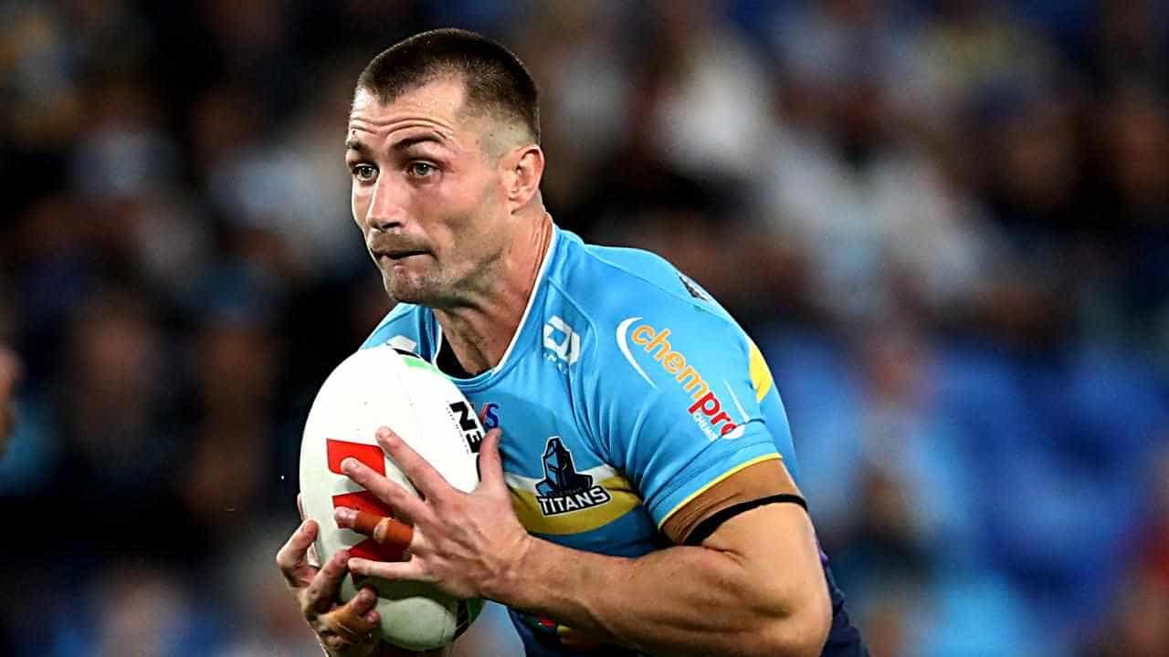 Foran to go into 17th NRL season, Aloiai stays at Manly