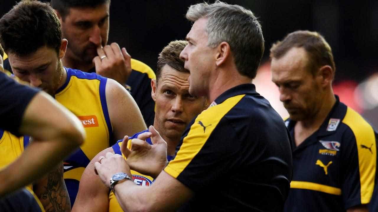 Hawthorn coach backs mentor Simpson to make AFL return