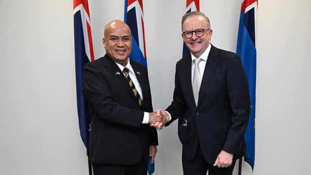 Pacific peace in focus as PM meets island counterpart