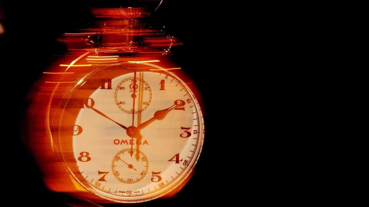 Premier rejects farmer push to shorten daylight saving