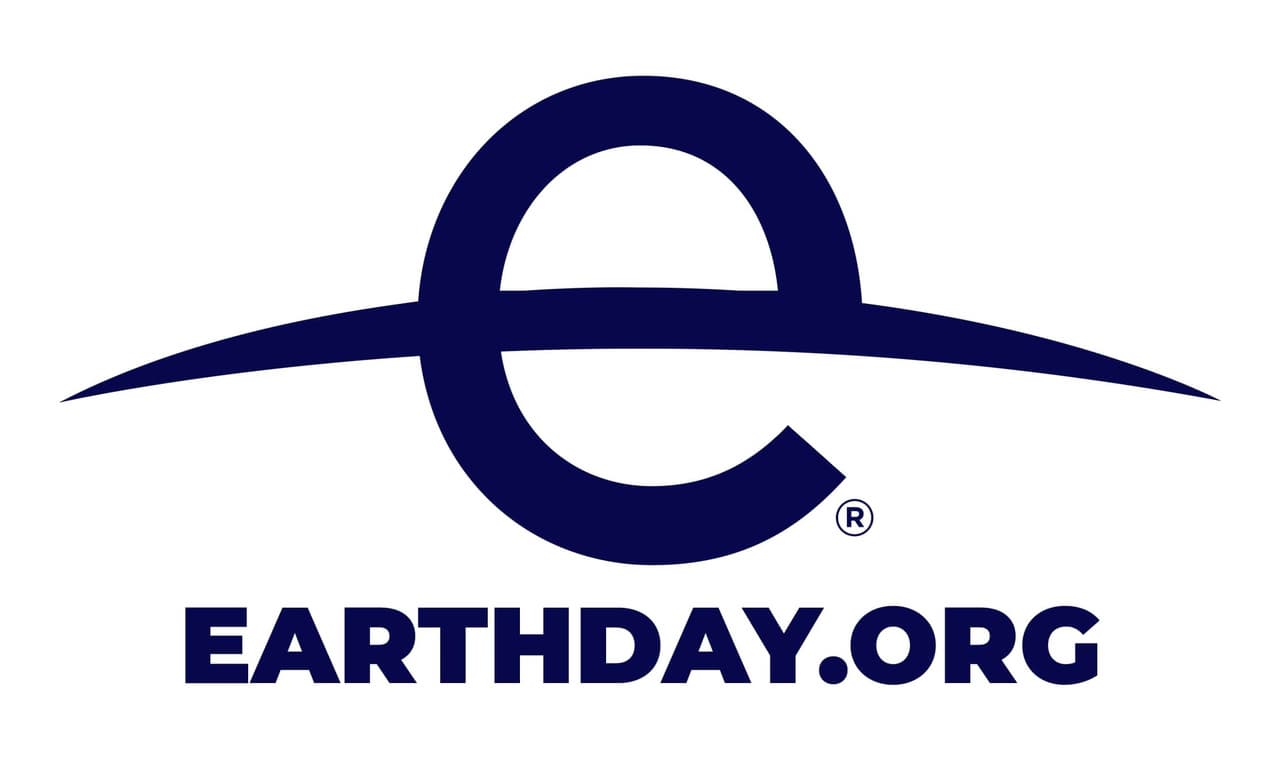 EARTHDAY.ORG RELEASES NEW REPORT, PETS VS. PLASTICS, HIGHLIGHTING THE IMPACT OF PLASTICS ON OUR BELOVED PETS