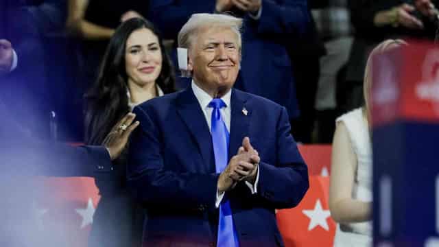 Trump endorsed by former rivals Haley and DeSantis