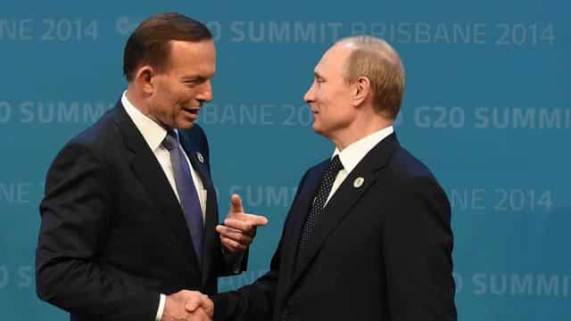 Abbott calls for Putin apology on MH17 anniversary