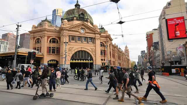 Melburnians' quality of life plummeting, survey shows