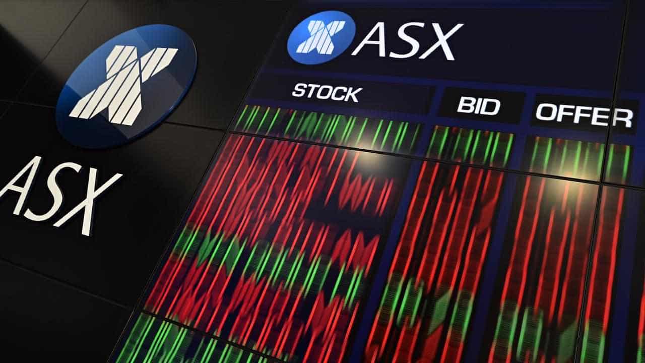 Australian shares dip amid tech sector sell-off