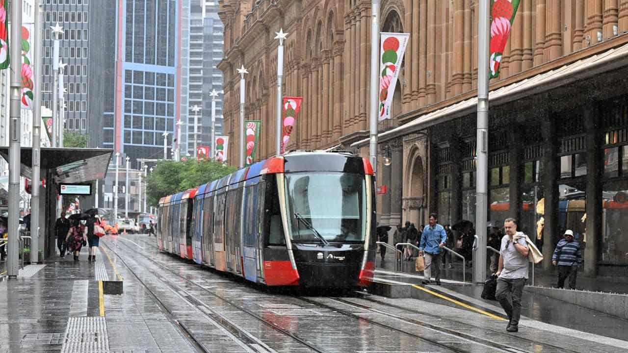 Commuter chaos on Sydney's light rail as workers strike