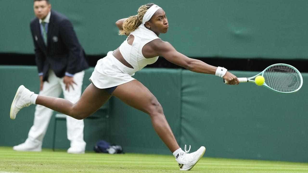 Coco Gauff to be female flag bearer for US team