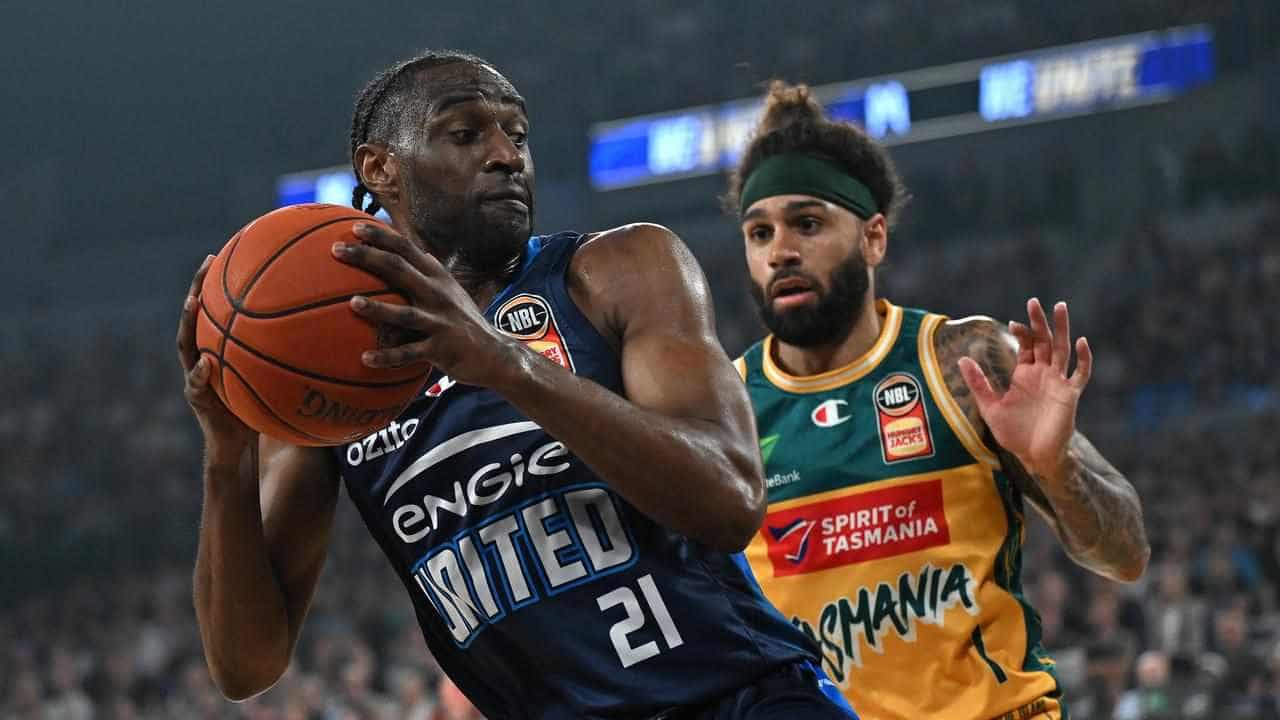 NBL's best sixth man returns in Melbourne title boost