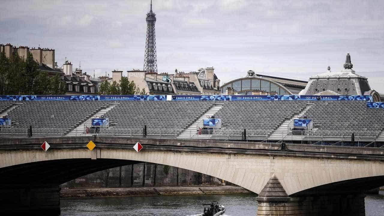 French flair to the fore in Paris opening ceremony