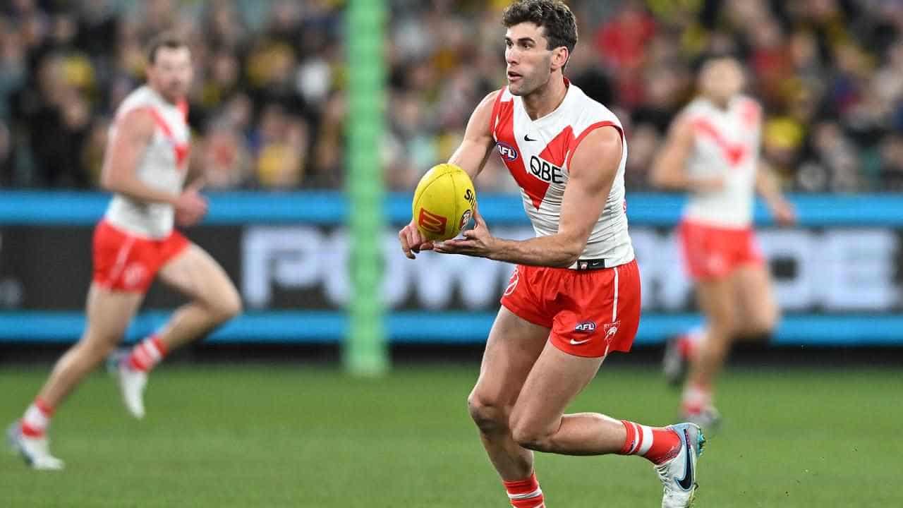 Injury-hit Swans brace for AFL finals hopefuls Bulldogs