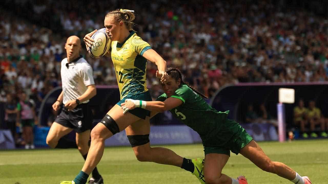 Levi's happy tears as Aussies cruise into sevens semis