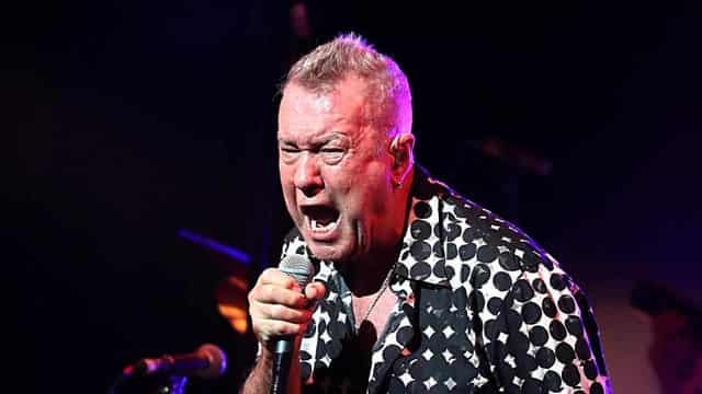 Shows postponed over Jimmy Barnes' shock surgery