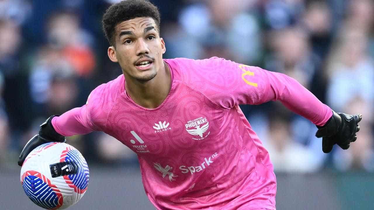 Phoenix raise concerns over Paulsen's Auckland move