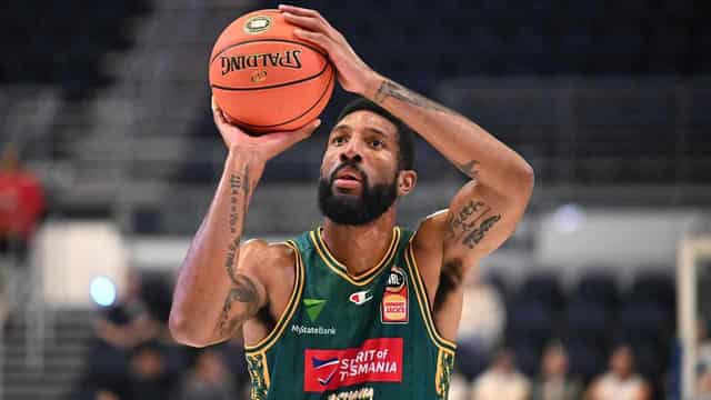 Import centre Marcus Lee returns to Melbourne United