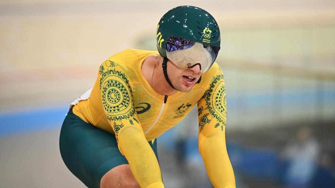 Richardson wins silver in sprint at track cycling