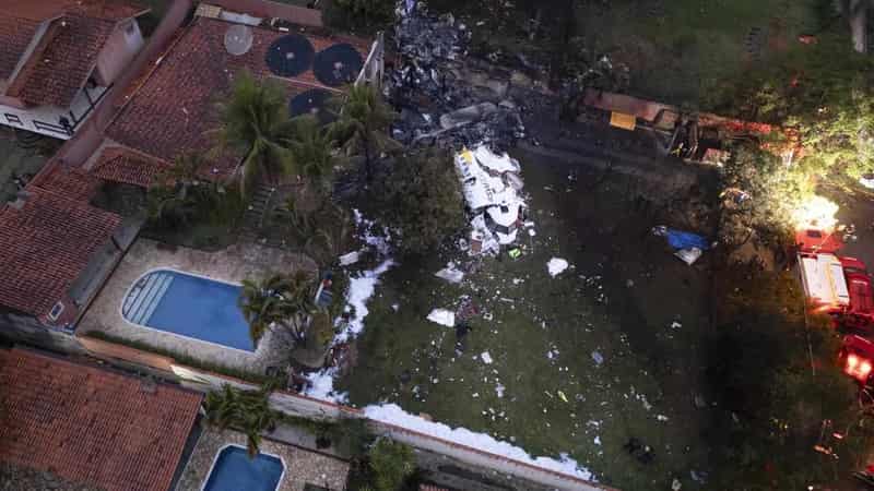 Brazil plane spun before crash, killing all 61 on board