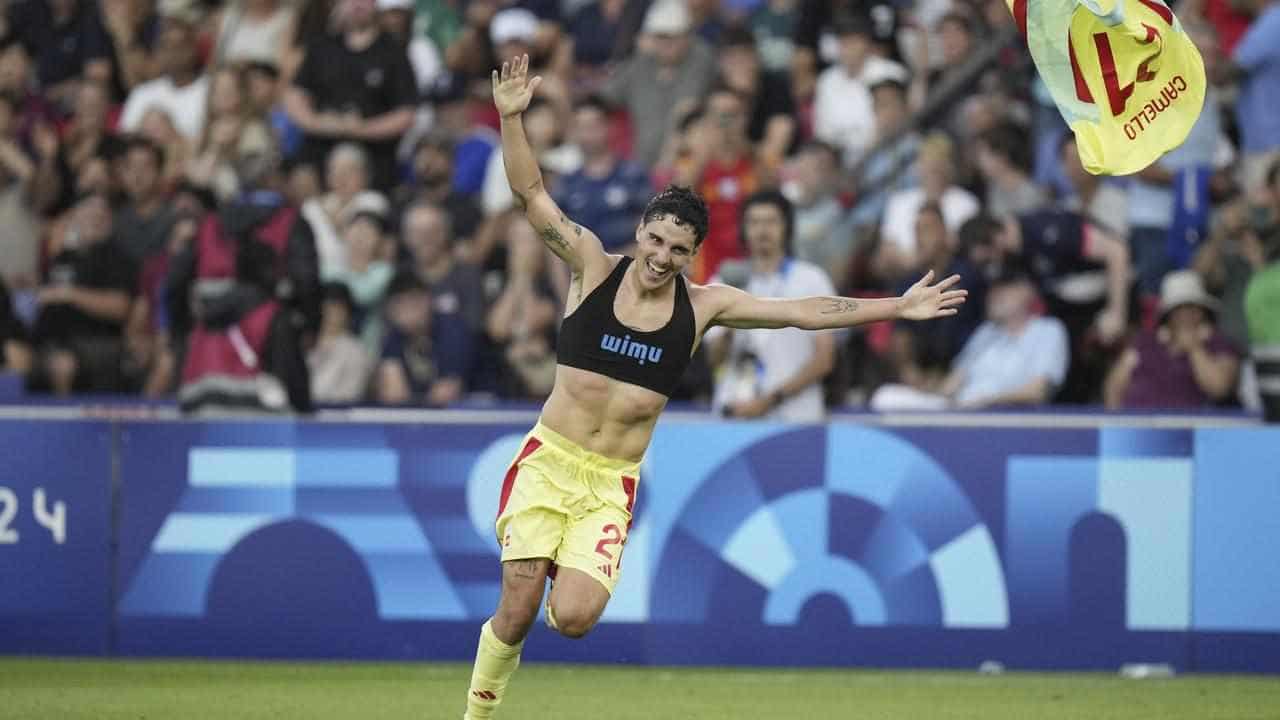 Spain complete golden summer with victory over France