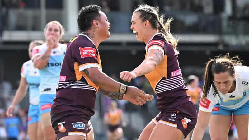 Brisbane post huge NRLW win as Dragons stun Knights