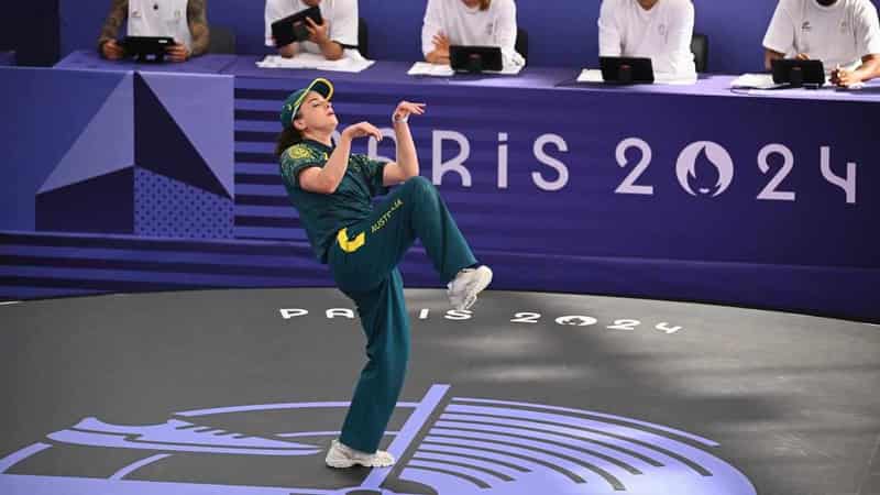 Leaders dance to aid of under-fire Olympian 'Raygun'