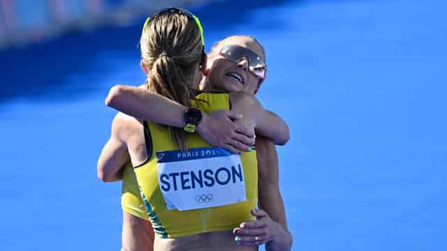 Jess Stenson leads Aussie charge in Olympic marathon