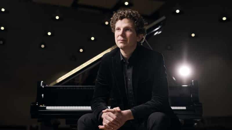 Cancelling pianist for Gaza comment an error: orchestra