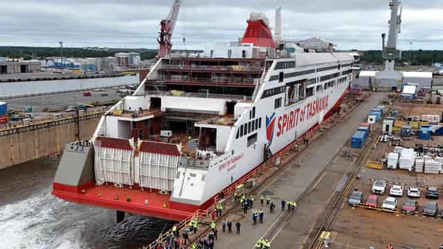 Political storm, port delays hit new Bass Strait ships