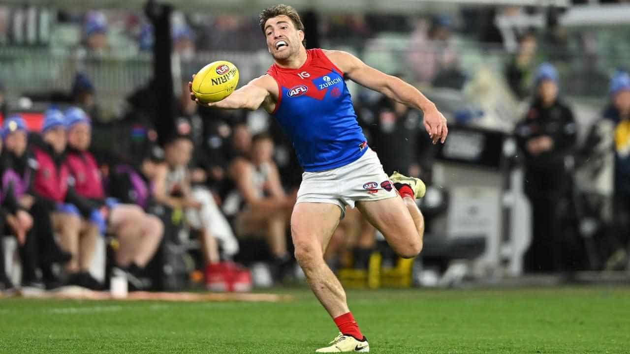 Kangaroos will pursue Melbourne star Viney: Clarkson