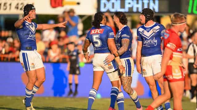 Bulldogs shut out Dolphins in masterful finals audition