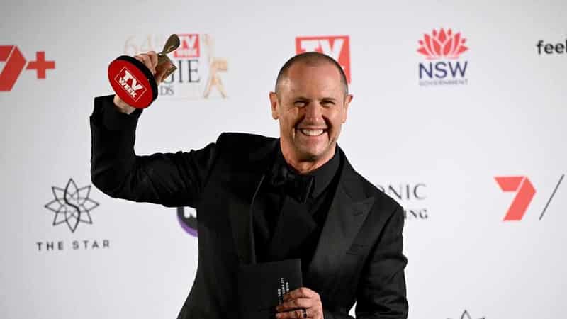 Live on TV, Gold Logie winner gets a tattoo on his bum