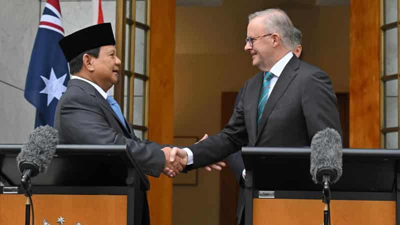 Australia strengthens defence ties with Indonesia