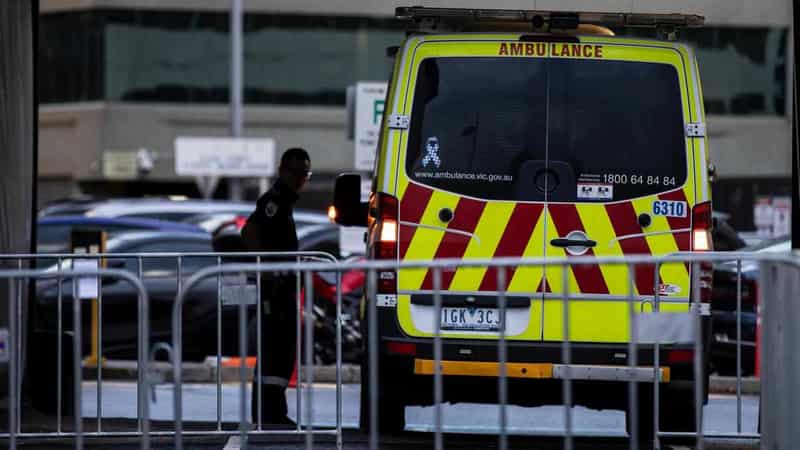 Pledge to resuscitate pay row talks as ambo chief quits