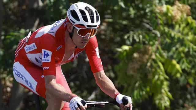 O'Connor's Vuelta lead narrows as Roglic flexes muscles