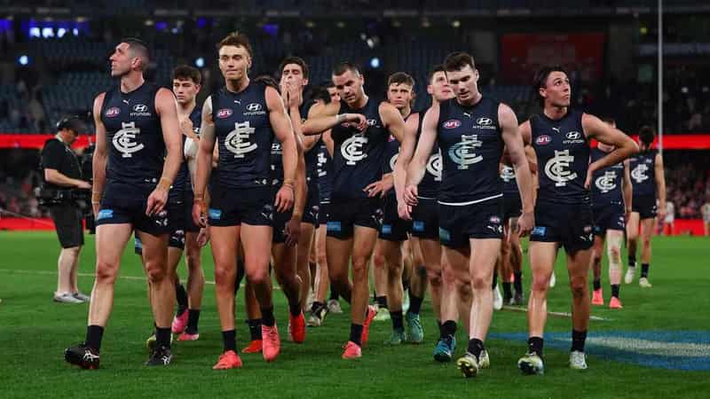 Blues reach AFL finals despite last-gasp loss to Saints