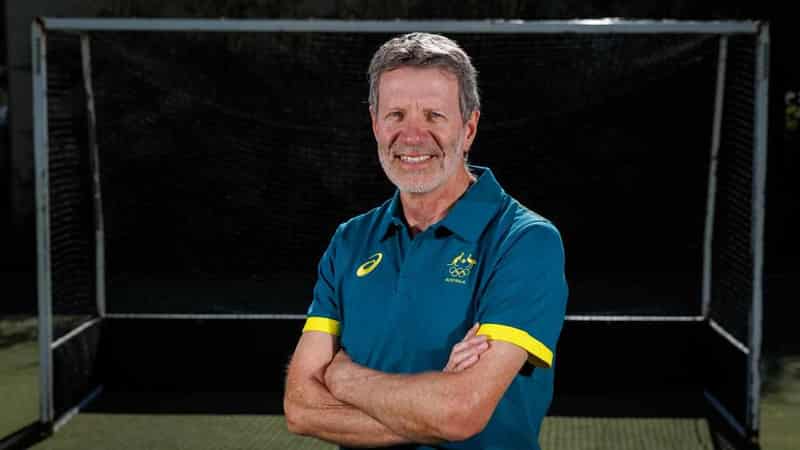 Kookaburras coach Colin Batch steps down