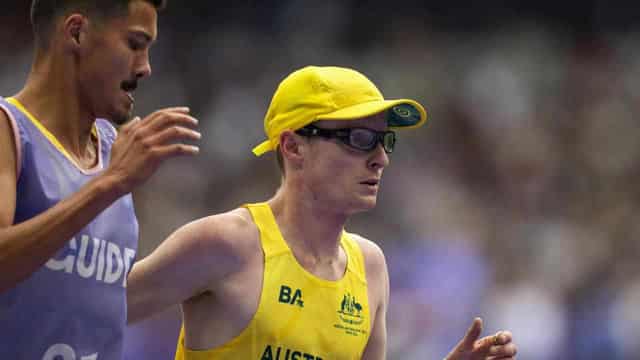 Agonising medal miss adds to Clifford's Paris pain