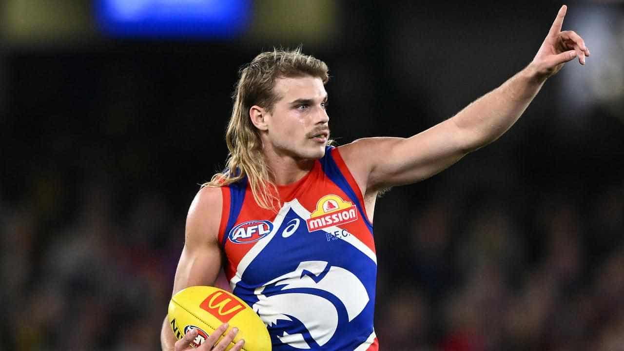 Bulldogs won't risk Smith like Blues with Docherty