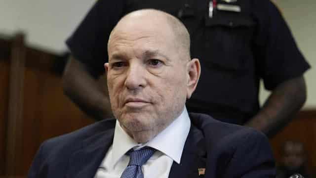 UK halts criminal proceedings against Harvey Weinstein