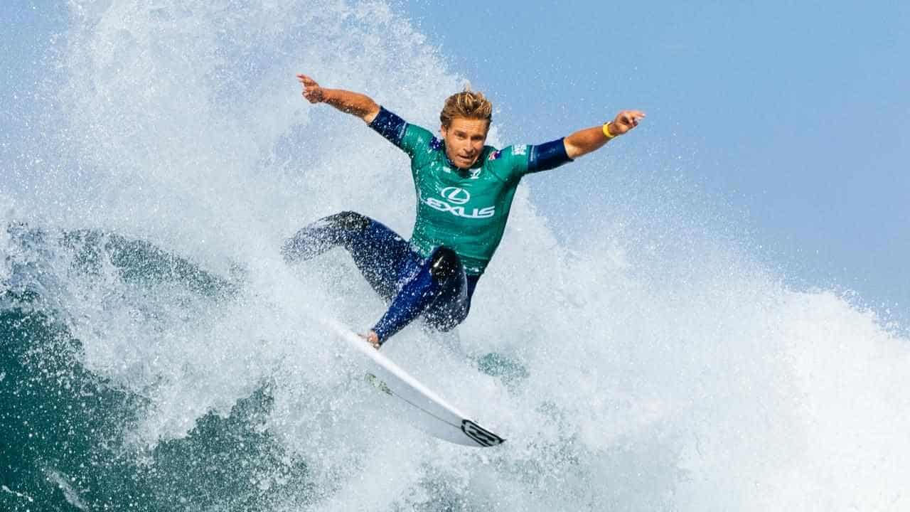 Australian surfers eliminated as world titles decided