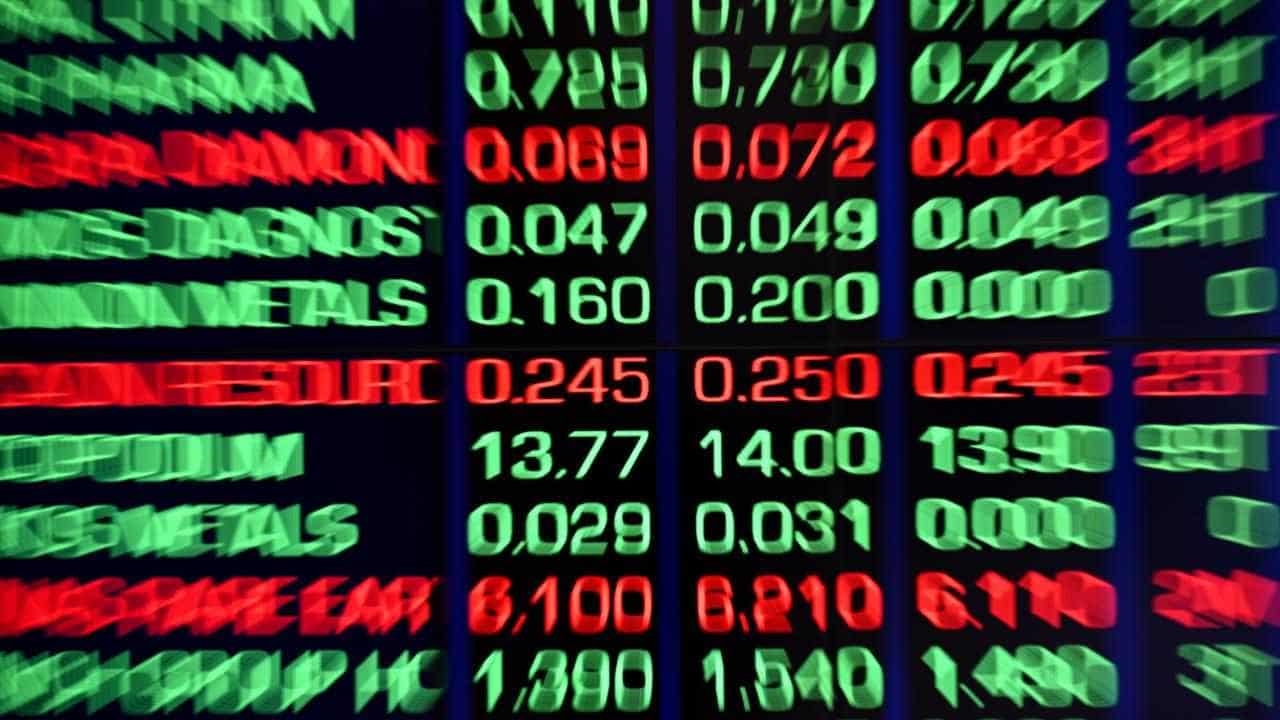 Australian shares dip as banks fall, miners gain