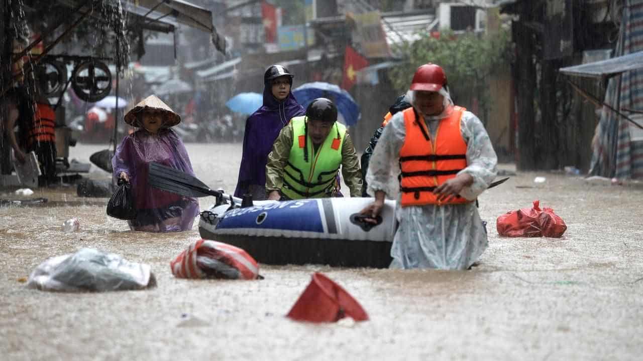 Floods, landslides hit Vietnam as typhoon toll hits 197