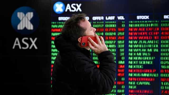 Aussie shares climb to set new intraday record high