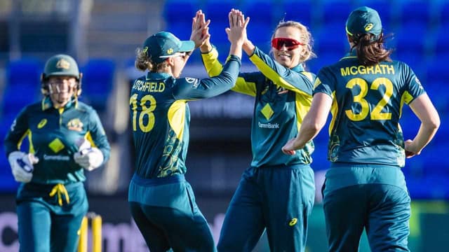 In-form Aussies' chance to create unwanted Kiwi history