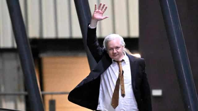 Assange to make first statements since prison release