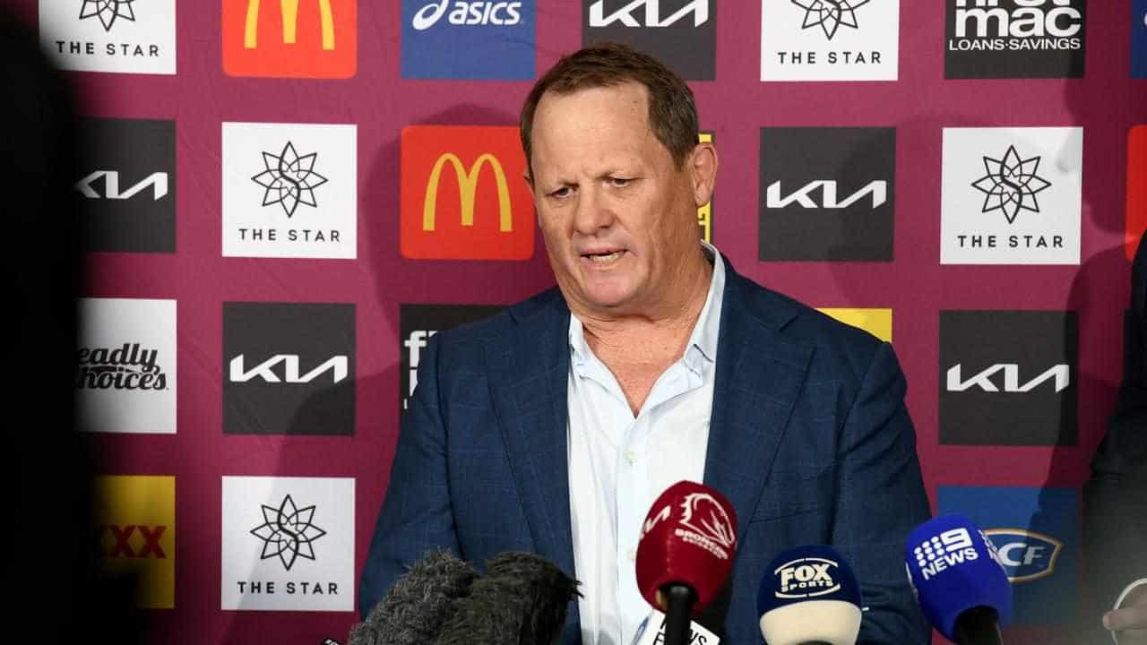 Broncos to 'move quickly' for Walters' successor