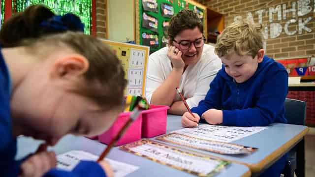 Gender pay gap in focus of feminised workforce review